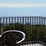 L'infinito - & Breakfast 3*
