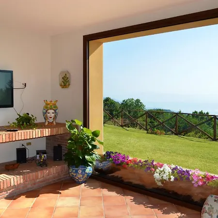 L'infinito - & Breakfast 3*